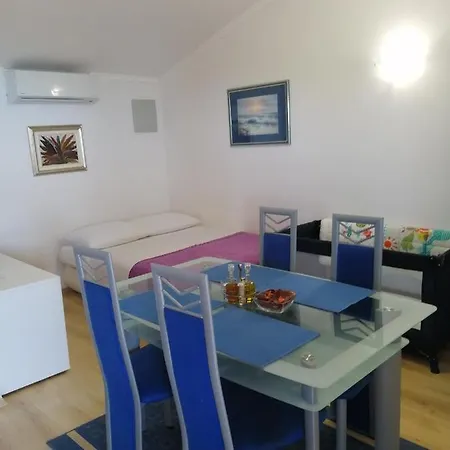 Vujic Appartement *